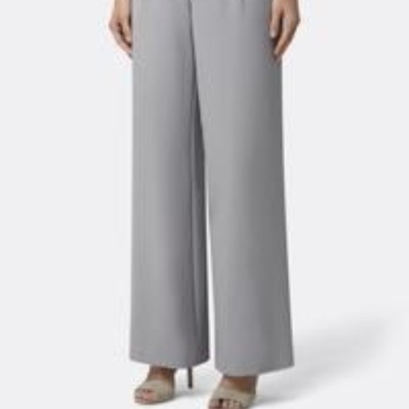 Tahari Pebble Crepe Wide-Leg Pants - Picture 2 of 4